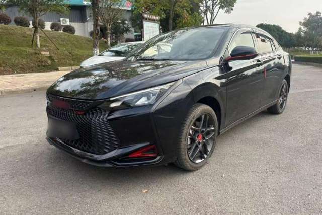 Dongfeng Aeolus Yixuan 2022 230T Automatic Adaptive-Beam Knight Edition usado