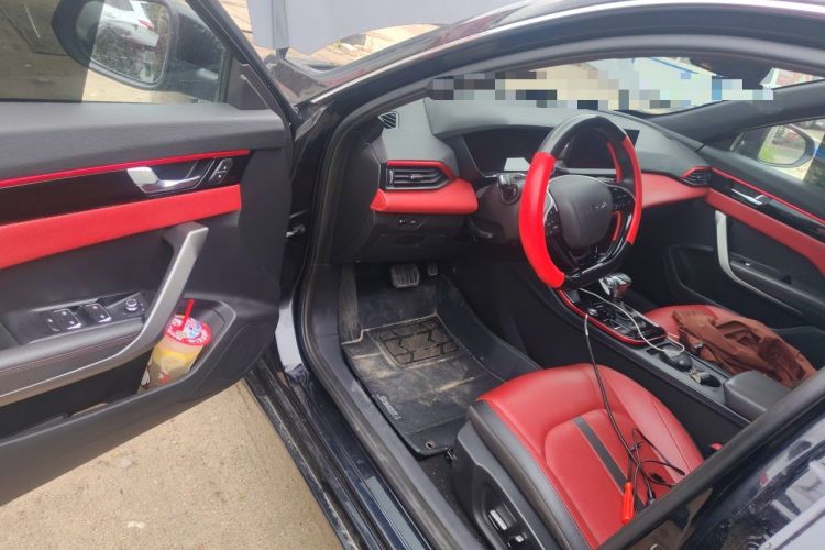 Used Dongfeng Aeolus Yixuan 2022 230T Automatic Adaptive-Beam Knight Edition Driver Seat