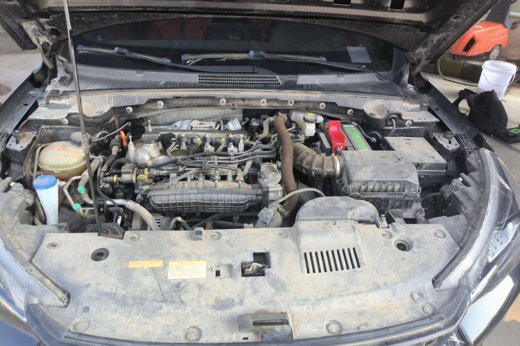 Used Dongfeng Aeolus Yixuan 2022 230T Automatic Adaptive-Beam Knight Edition Engine Bay
