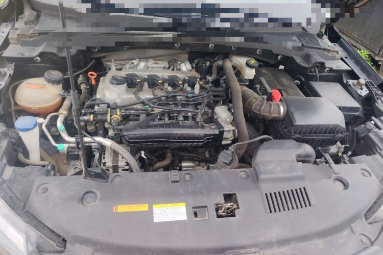 Used Dongfeng Aeolus Yixuan 2022 230T Automatic Adaptive-Beam Knight Edition Engine Bay