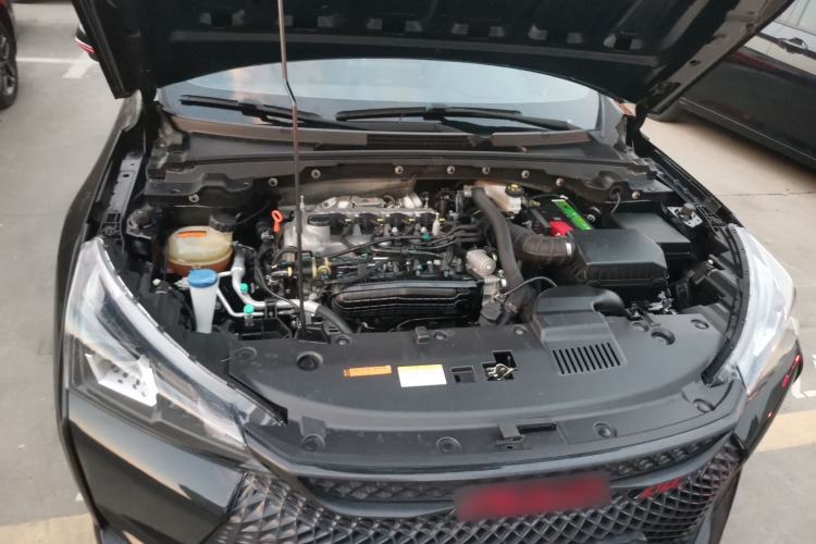 Used Dongfeng Aeolus Yixuan 2022 230T Automatic Adaptive-Beam Knight Edition Engine Bay