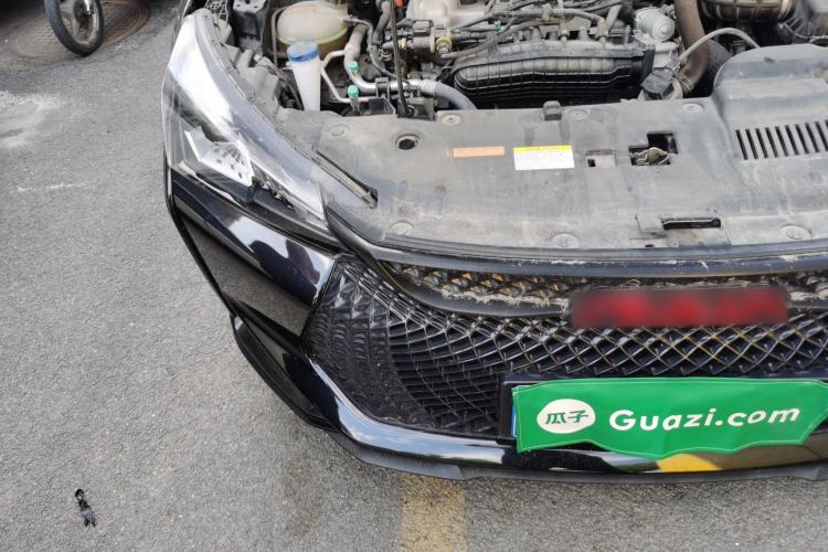 Used Dongfeng Aeolus Yixuan 2022 230T Automatic Adaptive-Beam Knight Edition Engine Bay Right