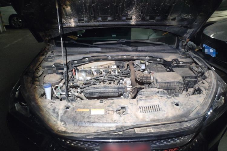 Used Dongfeng Aeolus Yixuan 2022 230T Automatic Adaptive-Beam Knight Edition Engine Bay