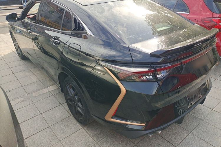 Used Dongfeng Aeolus Yixuan 2022 230T Automatic Tiger Roar Edition Exterior 2