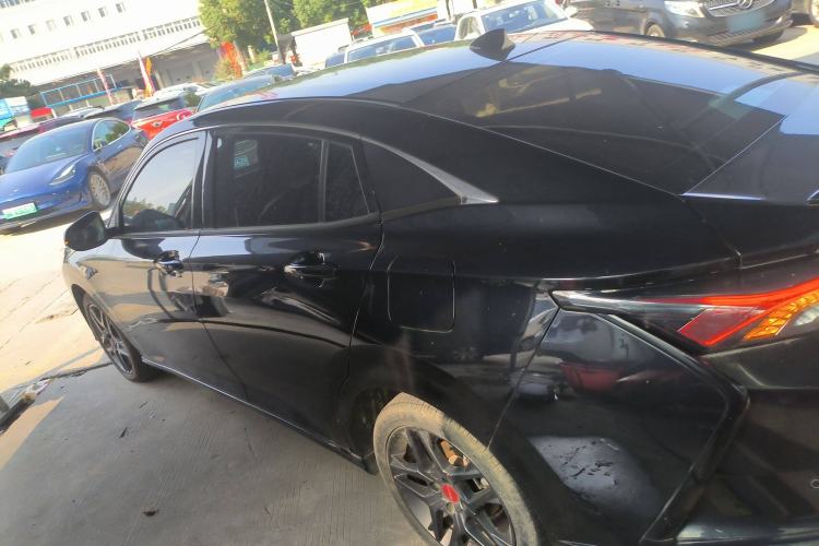 Used Dongfeng Aeolus Yixuan 2022 230T Automatic Adaptive-Beam Knight Edition Exterior 3