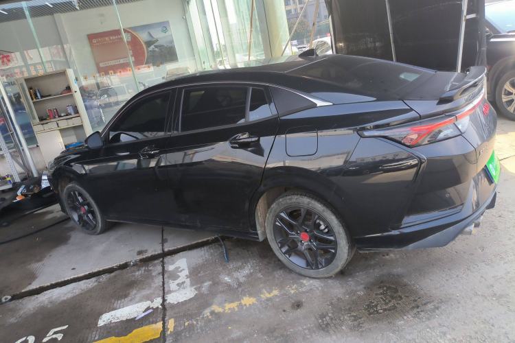 Used Dongfeng Aeolus Yixuan 2022 230T Automatic Adaptive-Beam Knight Edition Exterior 3