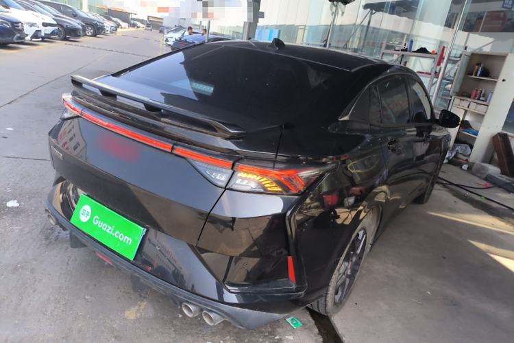 Used Dongfeng Aeolus Yixuan 2022 230T Automatic Adaptive-Beam Knight Edition Exterior 5