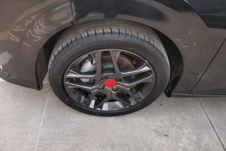 Used Dongfeng Aeolus Yixuan 2022 230T Automatic Adaptive-Beam Knight Edition Exterior 7