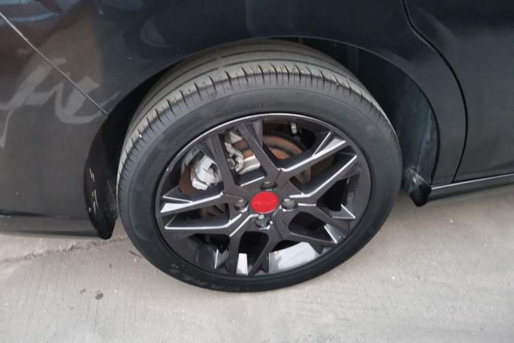 Used Dongfeng Aeolus Yixuan 2022 230T Automatic Adaptive-Beam Knight Edition Exterior 8