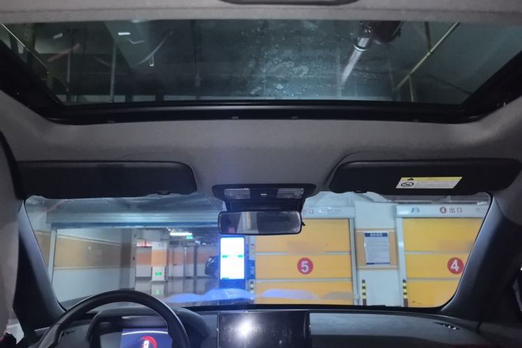 Used Dongfeng Aeolus Yixuan 2022 230T Automatic Adaptive-Beam Knight Edition Headliner