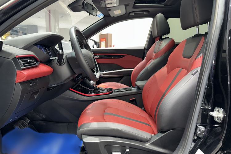 Used Dongfeng Aeolus Yixuan 2022 230T Automatic Adaptive-Beam Knight Edition Interior 3