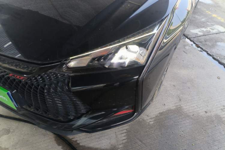 Used Dongfeng Aeolus Yixuan 2022 230T Automatic Adaptive-Beam Knight Edition Left Front Headlight