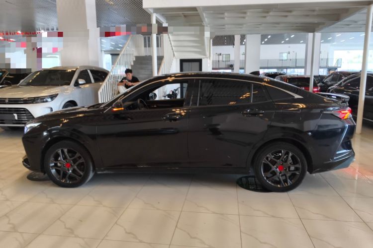 Used Dongfeng Aeolus Yixuan 2022 230T Automatic Adaptive-Beam Knight Edition Left Side