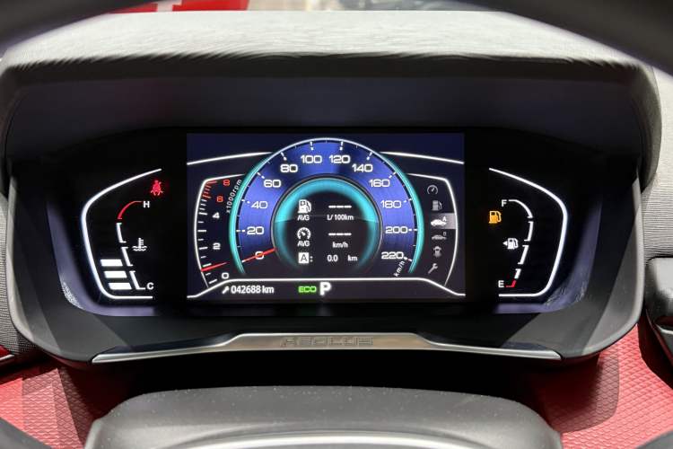 Used Dongfeng Aeolus Yixuan 2022 230T Automatic Adaptive-Beam Knight Edition Odometer Close Up