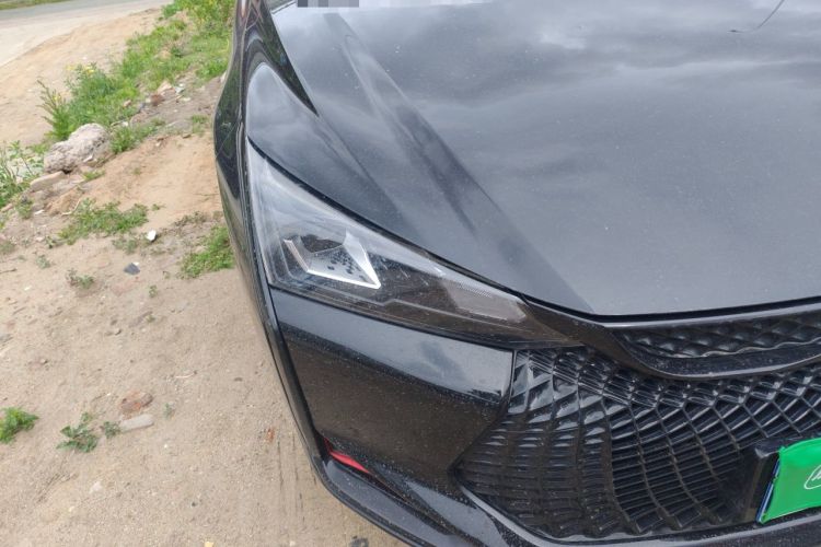 Used Dongfeng Aeolus Yixuan 2022 230T Automatic Adaptive-Beam Knight Edition Right Front Headlight
