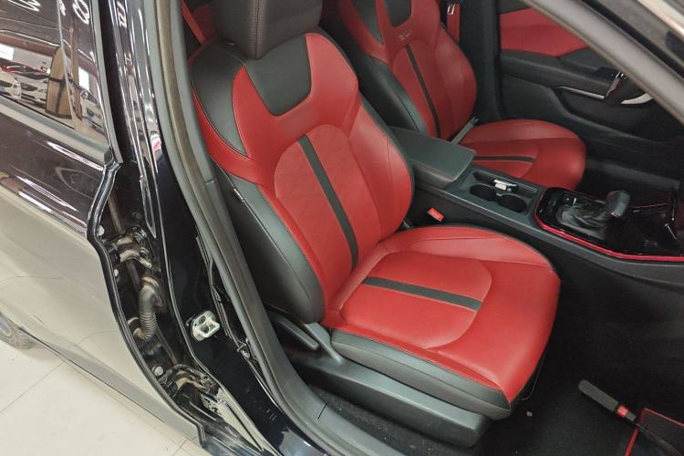 Used Dongfeng Aeolus Yixuan 2022 230T Automatic Adaptive-Beam Knight Edition Right Front Seat