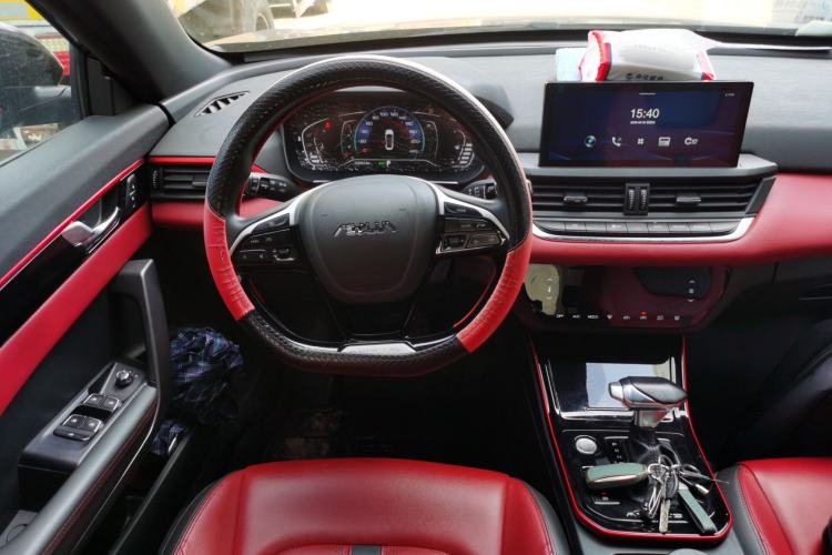 Used Dongfeng Aeolus Yixuan 2022 230T Automatic Adaptive-Beam Knight Edition Steering Wheel