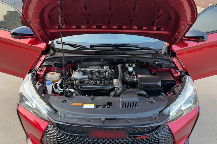 Used Dongfeng Aeolus Yixuan 2022 230T Automatic Adaptive-Beam Knight Edition Engine Bay
