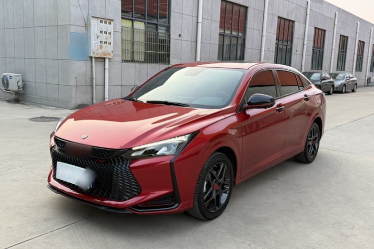 Used Dongfeng Aeolus Yixuan 2022 230T Automatic Adaptive-Beam Knight Edition Exterior 2