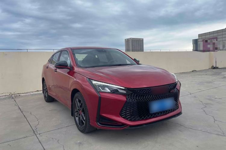 Used Dongfeng Aeolus Yixuan 2022 230T Automatic Adaptive-Beam Knight Edition Front Right 45 Deg