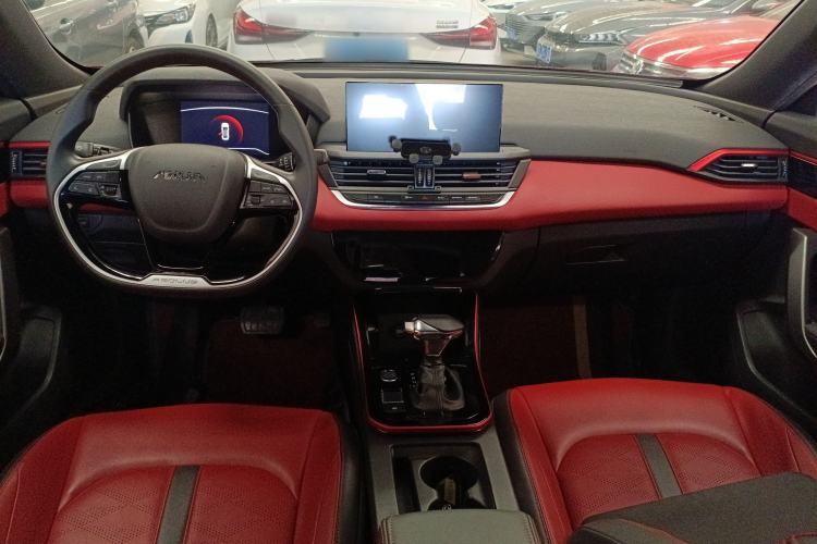 Used Dongfeng Aeolus Yixuan 2022 230T Automatic Adaptive-Beam Knight Edition Interior 2