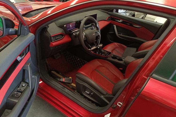 Used Dongfeng Aeolus Yixuan 2022 230T Automatic Adaptive-Beam Knight Edition Interior 3