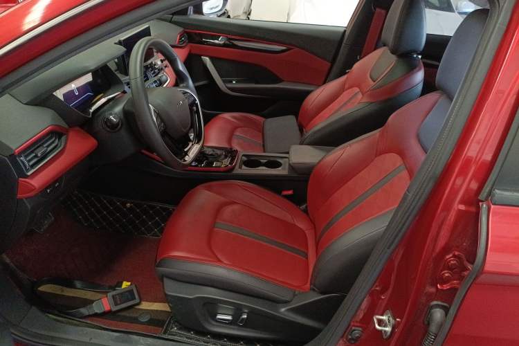 Used Dongfeng Aeolus Yixuan 2022 230T Automatic Adaptive-Beam Knight Edition Left Front Seat