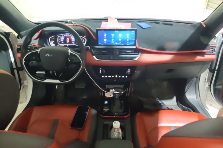 Used Dongfeng Aeolus Yixuan 2022 230T Automatic Adaptive-Beam Knight Edition Center Console