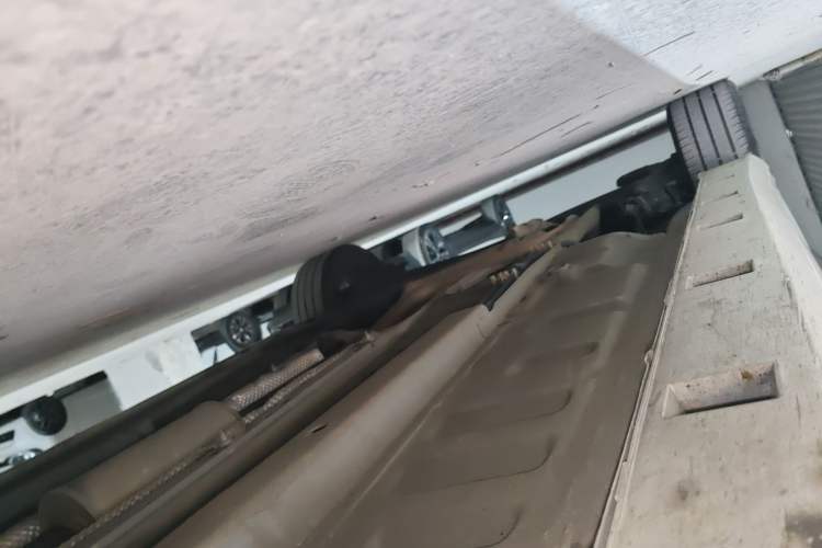 Used Dongfeng Aeolus Yixuan 2022 230T Automatic Adaptive-Beam Knight Edition Chassis Front Right