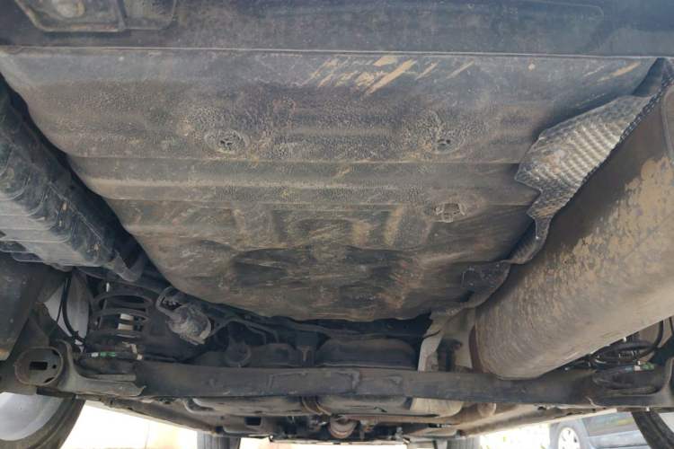 Used Dongfeng Aeolus Yixuan 2022 230T Automatic Adaptive-Beam Knight Edition Chassis Rear