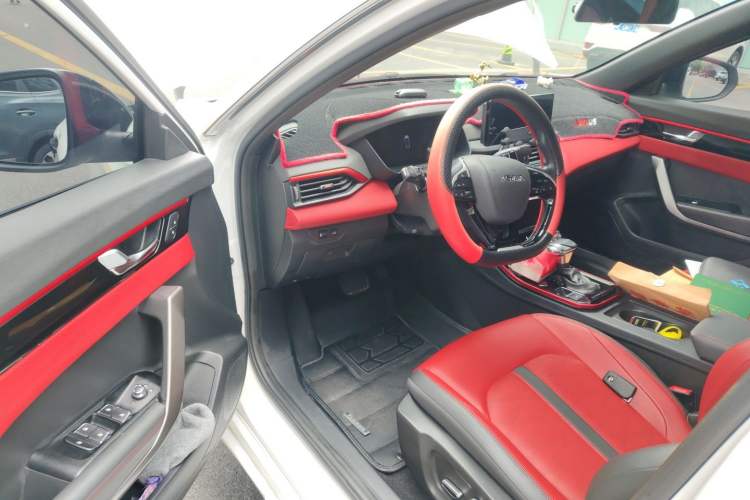 Used Dongfeng Aeolus Yixuan 2022 230T Automatic Tiger Roar Edition Driver Seat