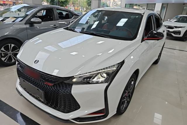 Used Dongfeng Aeolus Yixuan 2022 230T Automatic Adaptive-Beam Knight Edition