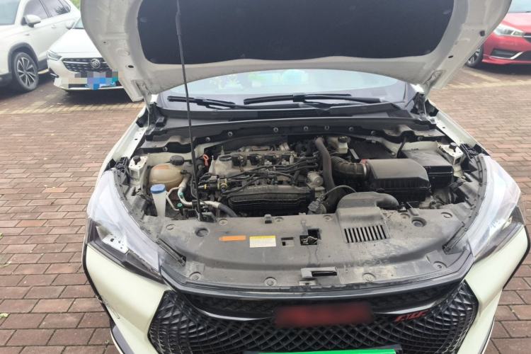 Used Dongfeng Aeolus Yixuan 2022 230T Automatic Adaptive-Beam Knight Edition Engine Bay Right