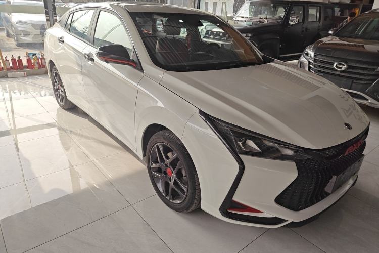 Used Dongfeng Aeolus Yixuan 2022 230T Automatic Adaptive-Beam Knight Edition Exterior 1