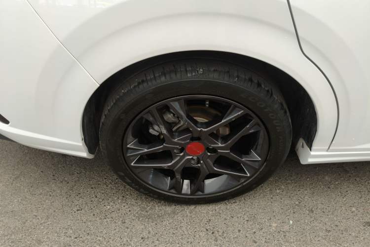 Used Dongfeng Aeolus Yixuan 2022 230T Automatic Adaptive-Beam Knight Edition Exterior 8