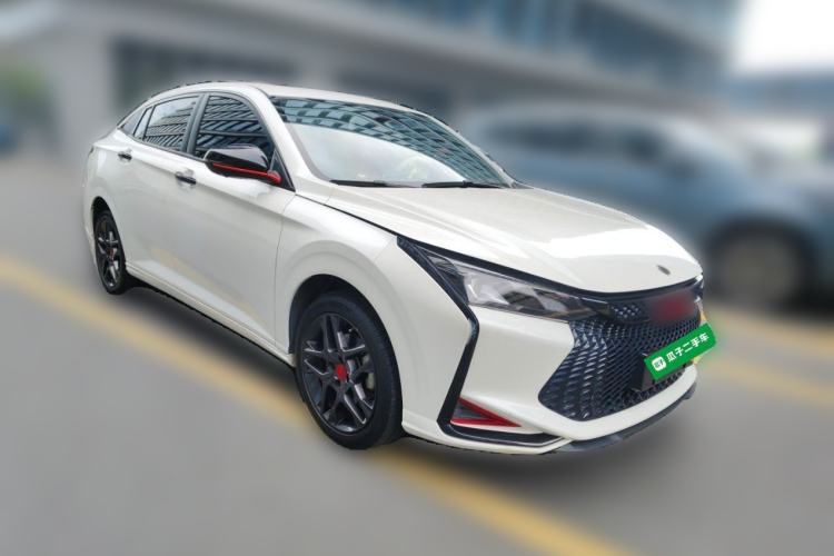 Used Dongfeng Aeolus Yixuan 2022 230T Automatic Tiger Roar Edition Front Right 45 Deg
