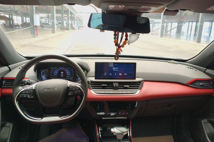 Used Dongfeng Aeolus Yixuan 2022 230T Automatic Adaptive-Beam Knight Edition Interior 2