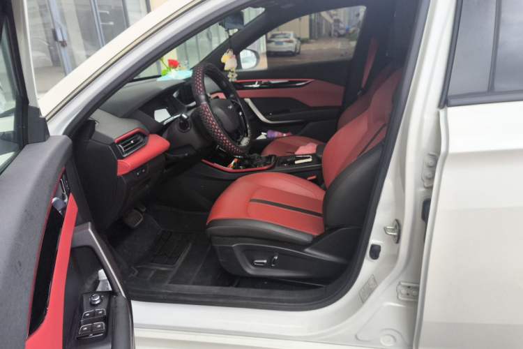 Used Dongfeng Aeolus Yixuan 2022 230T Automatic Adaptive-Beam Knight Edition Left Front Seat
