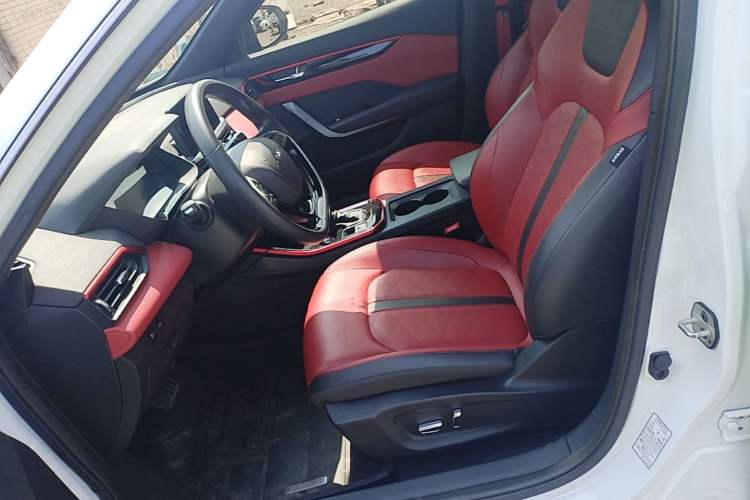 Used Dongfeng Aeolus Yixuan 2022 230T Automatic Adaptive-Beam Knight Edition Left Front Seat