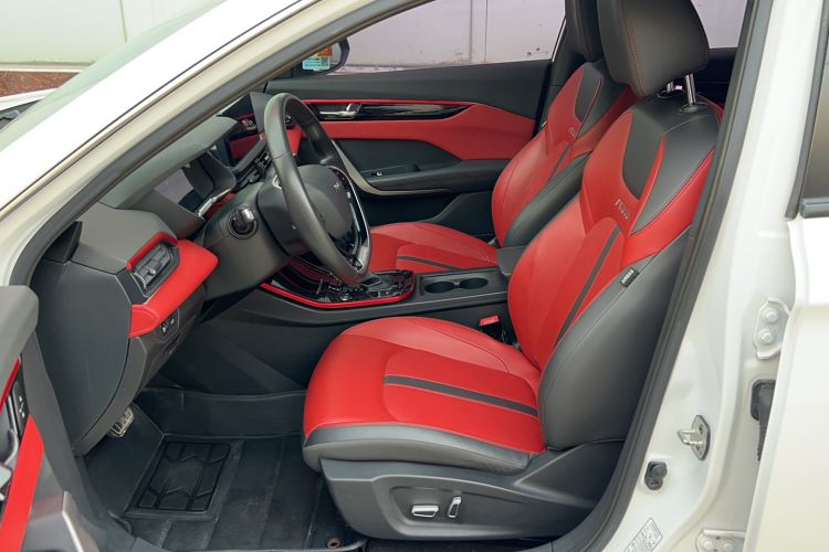 Used Dongfeng Aeolus Yixuan 2022 230T Automatic Adaptive-Beam Knight Edition Left Front Seat
