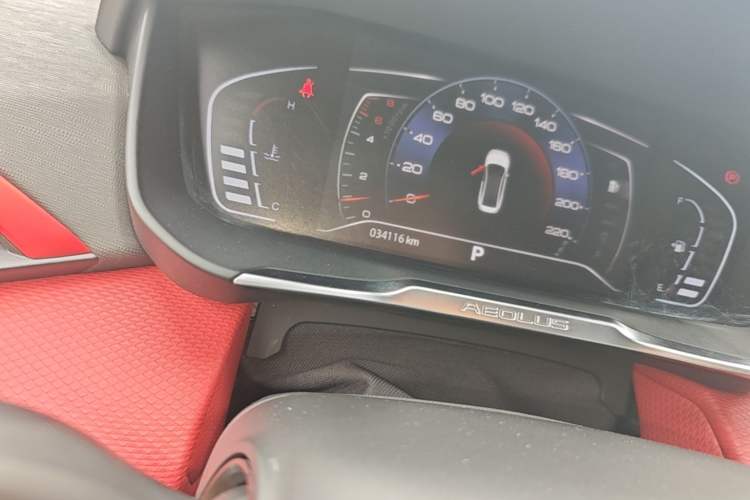 Used Dongfeng Aeolus Yixuan 2022 230T Automatic Adaptive-Beam Knight Edition Odometer Close Up