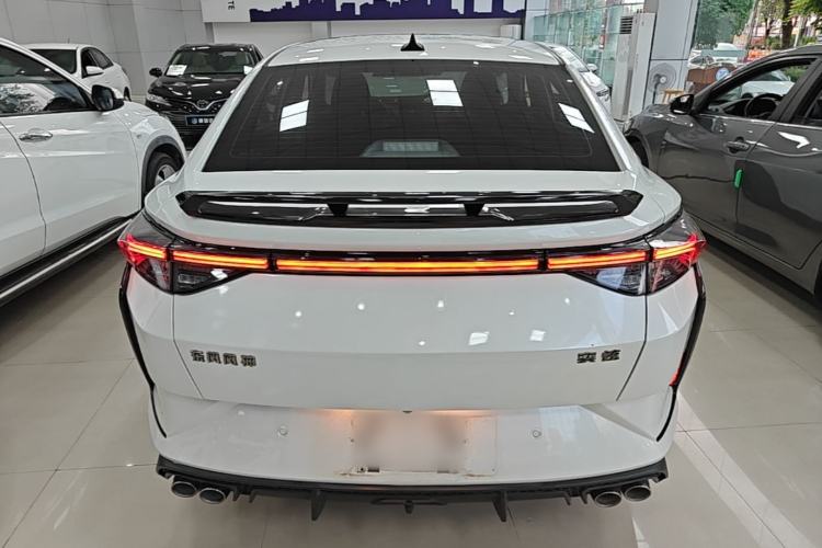 Used Dongfeng Aeolus Yixuan 2022 230T Automatic Adaptive-Beam Knight Edition Rear