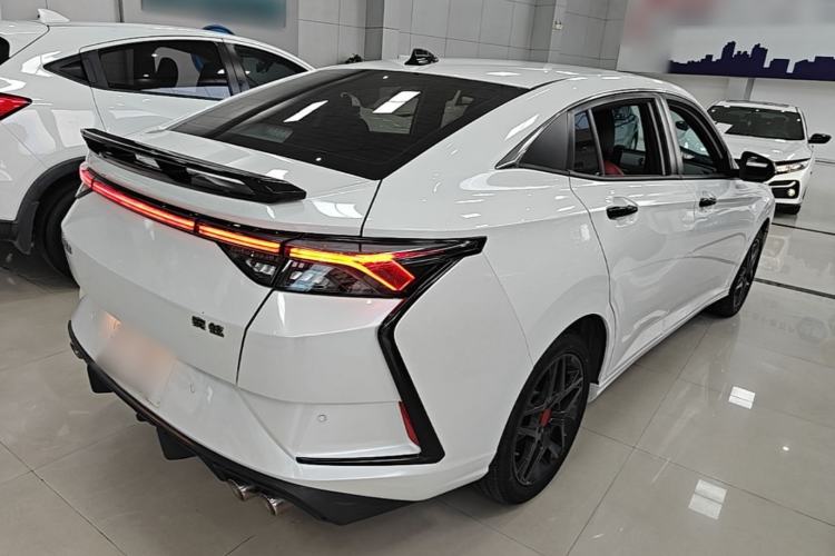 Used Dongfeng Aeolus Yixuan 2022 230T Automatic Adaptive-Beam Knight Edition Rear Right 45 Deg