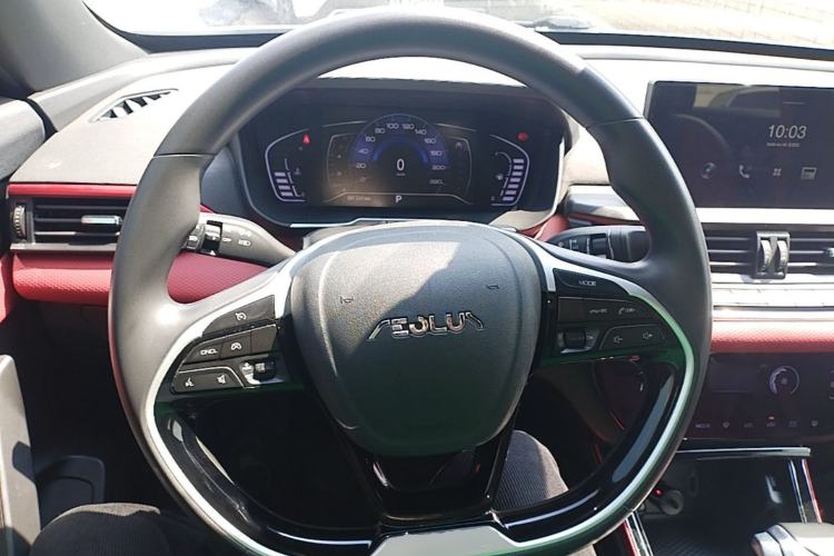 Used Dongfeng Aeolus Yixuan 2022 230T Automatic Adaptive-Beam Knight Edition Steering Wheel
