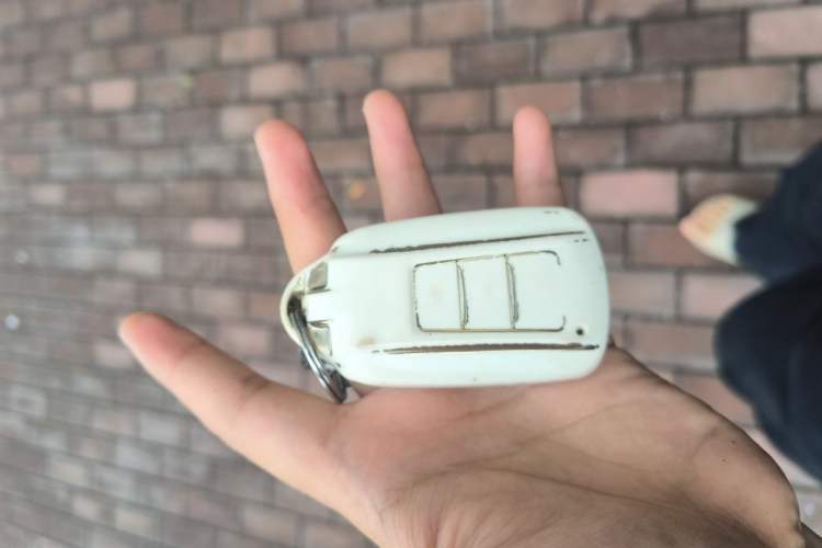 Used Dongfeng Aeolus Yixuan 2022 230T Automatic Adaptive-Beam Knight Edition Vehicle Key