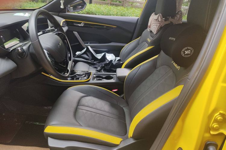 Used Dongfeng Aeolus Yixuan 2022 230T Automatic Adaptive-Beam Knight Edition Left Front Seat