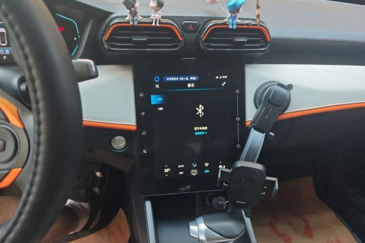 Used Dongfeng Aeolus Yixuan 2023 Mach Edition 1.5L Automatic Chasing Shadow Version Audio And AC Panel