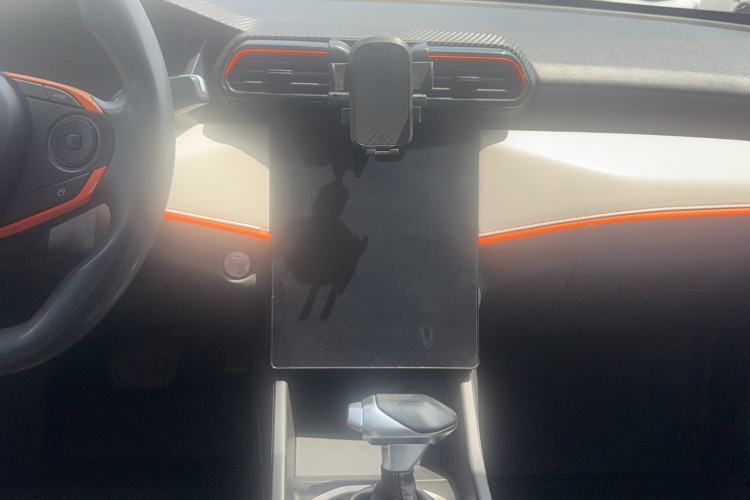 Used Dongfeng Aeolus Yixuan 2023 Mach Edition 1.5L Automatic Chasing Wind Version Audio And AC Panel