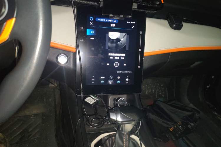 Used Dongfeng Aeolus Yixuan 2023 Mach Edition 1.5L Automatic Chasing Shadow Version Audio And AC Panel