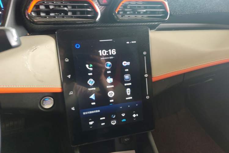 Used Dongfeng Aeolus Yixuan 2023 Mach Edition 1.5L Automatic Chasing Shadow Version Audio And AC Panel
